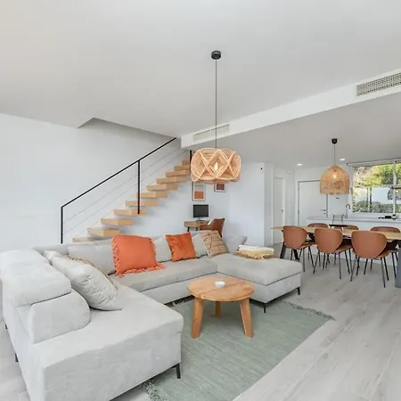 Apartmán Modern 3 Bed Townhouse With Rooftop Terrace Rdr353 *